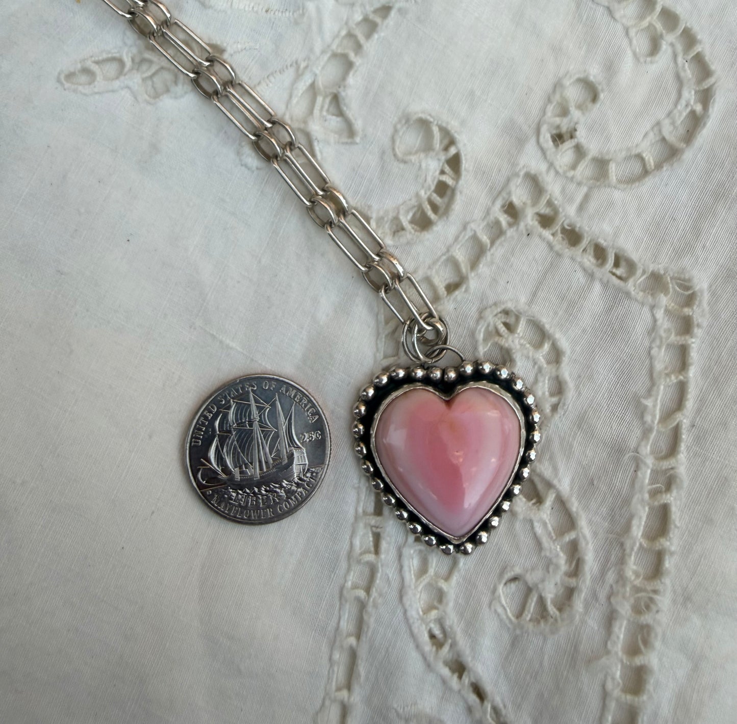 Heart Rock - Pink Conch & Beaded Border Necklace